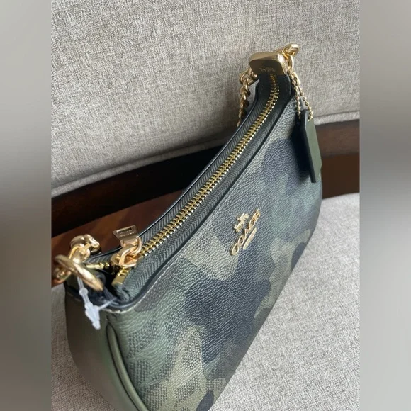 NWT！COACH TERI MINI CROSSBODY BAG IN SIGNATURE CAMO PRINT（COACH CW320）
